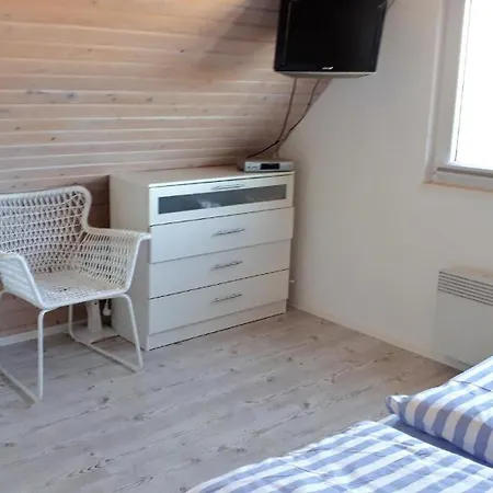 Mit Grill Und Garten In Сasa de vacaciones *